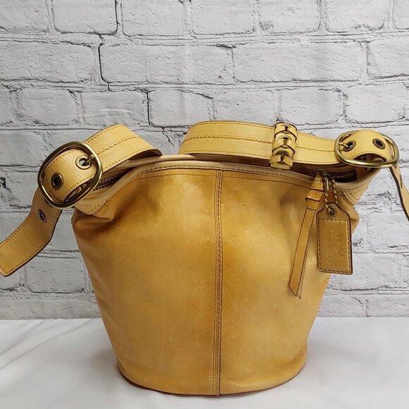 COACH 'BLEEKER COBBLESTONE' LEATHER DUFFLE SHOULDER BAG ALLOY HARDWARE BUCKLES - Picture 2 of 16